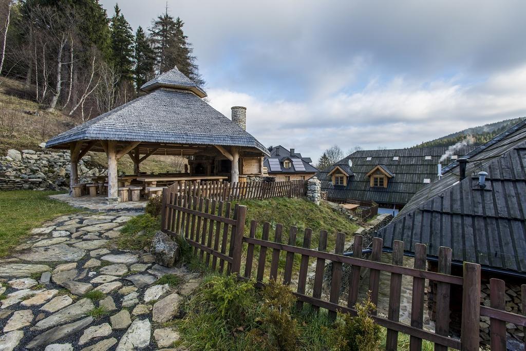 Pensjonat Puchaczowka แชนนา ภายนอก รูปภาพ